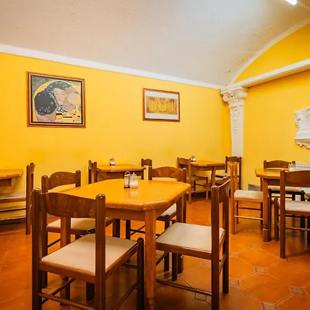 Hotel Atos