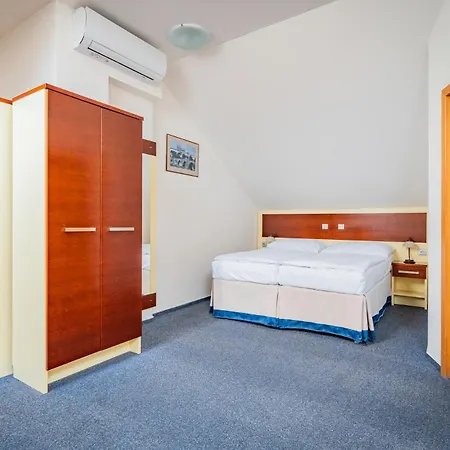 Atos Hotell