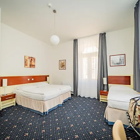 Atos Hotel