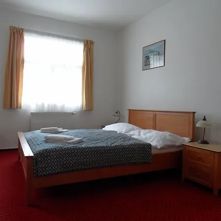 Atos Hotel 3*
