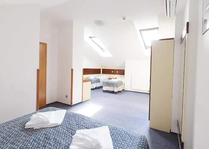 Atos 3* Prag
