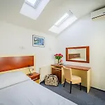 Atos