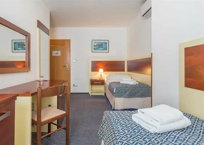 Hotel Atos