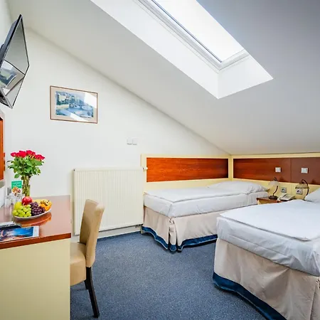 Atos 3* Prague