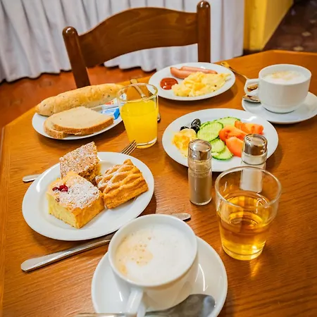 Hotel Atos