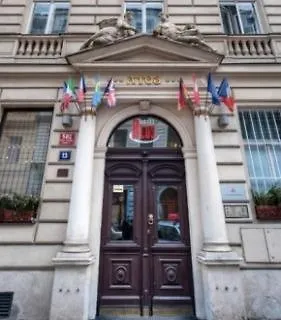 Atos Szálloda 3*